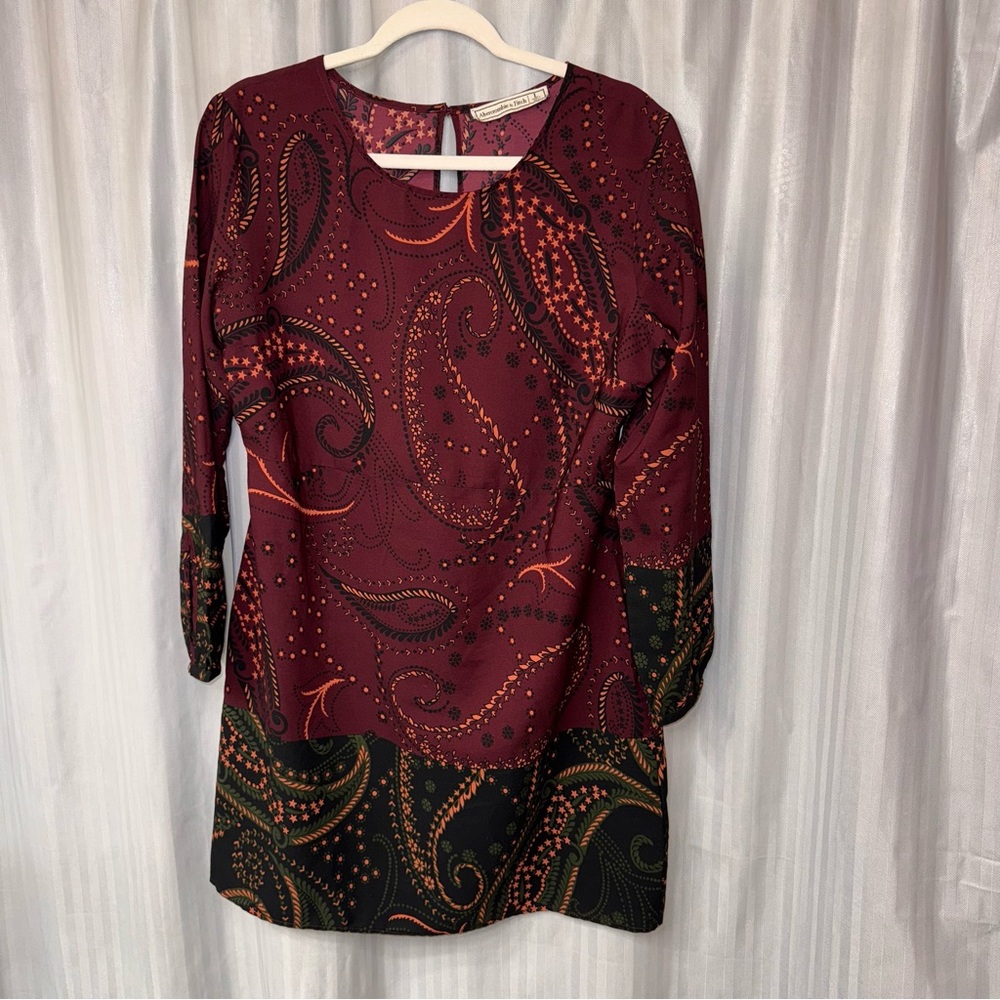 Abercrombie & Fitch Burgundy and Black Paisley Patterned Dress size L